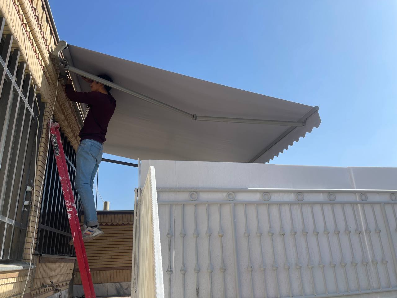 سایبان بازویی