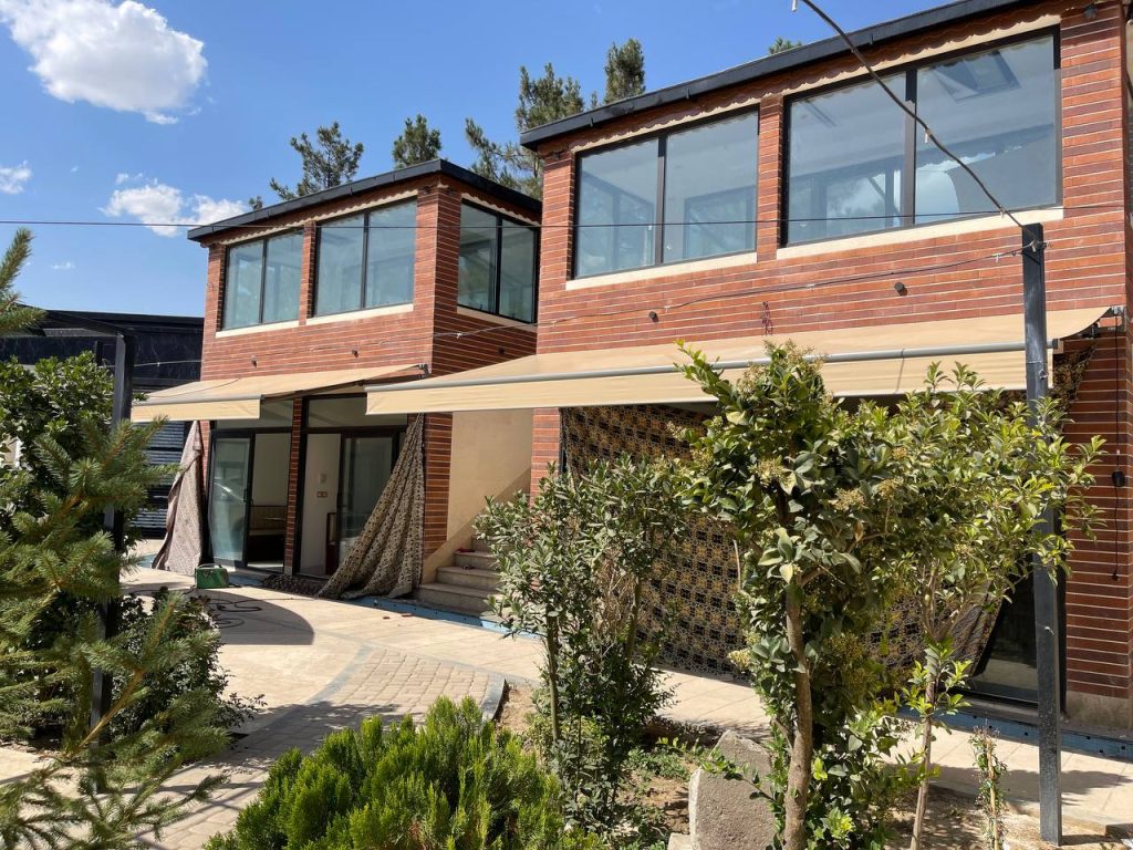 سایبان بازویی