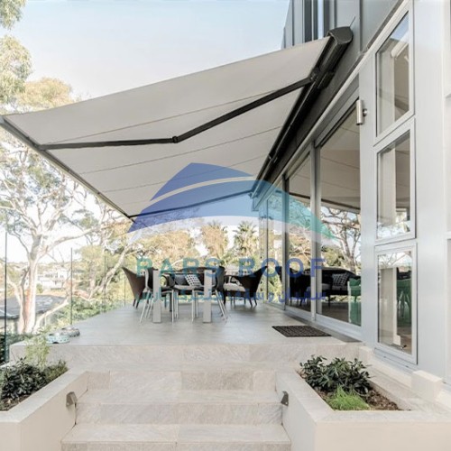 عملکرد سایبان بازویی مقابل آفتاب