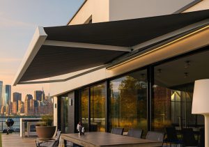 مقایسه سایبان بازویی و فول باکس